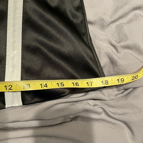 Black and White Corset - Picture 12 of 13